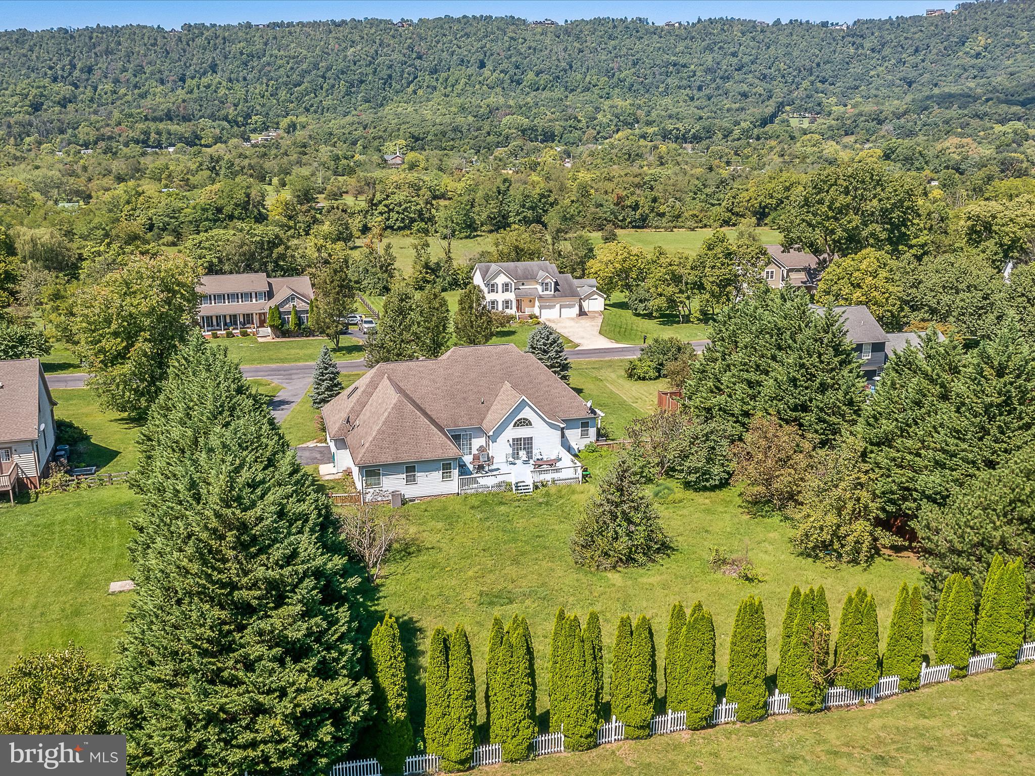 THE CORNERS AT ARDEN - Residential