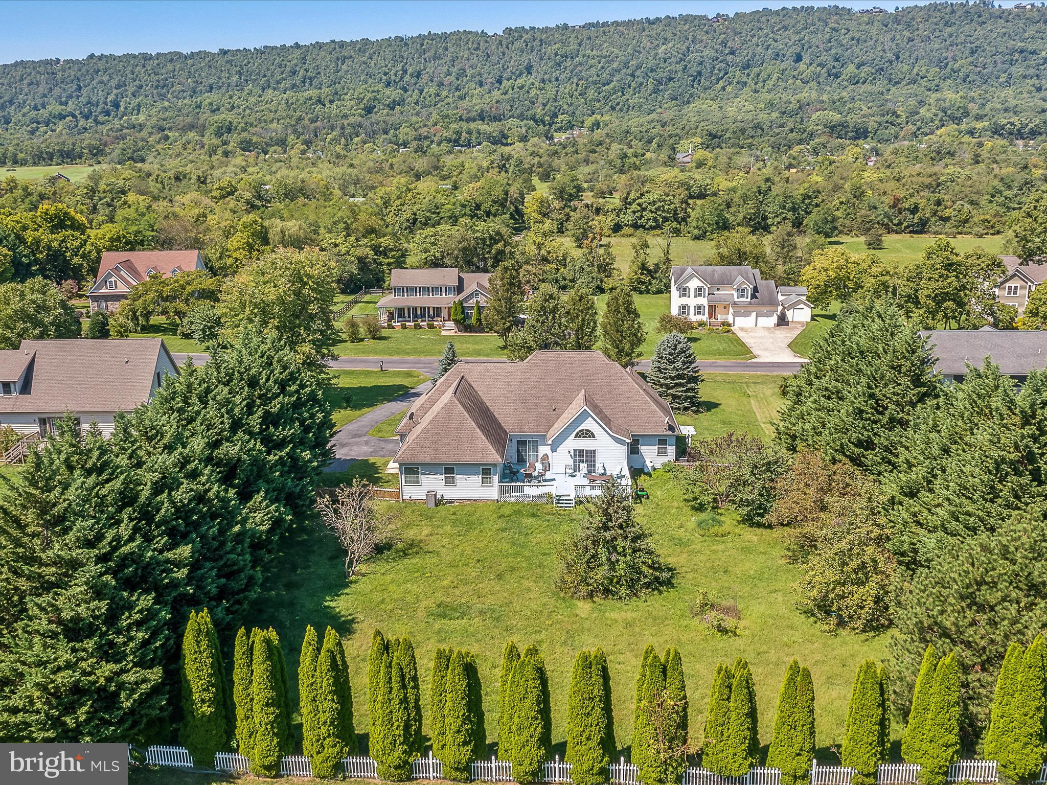 THE CORNERS AT ARDEN - Residential