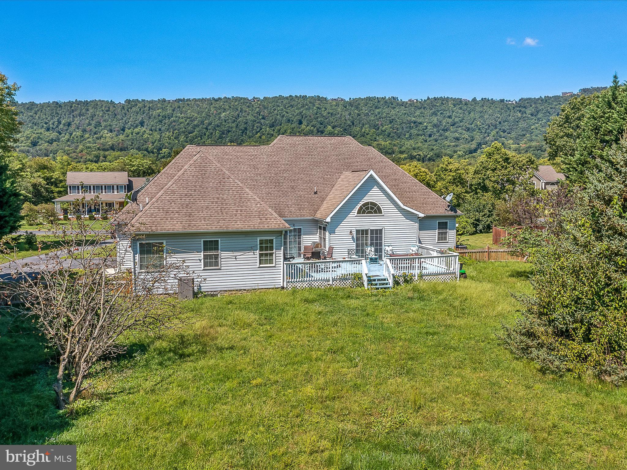 THE CORNERS AT ARDEN - Residential