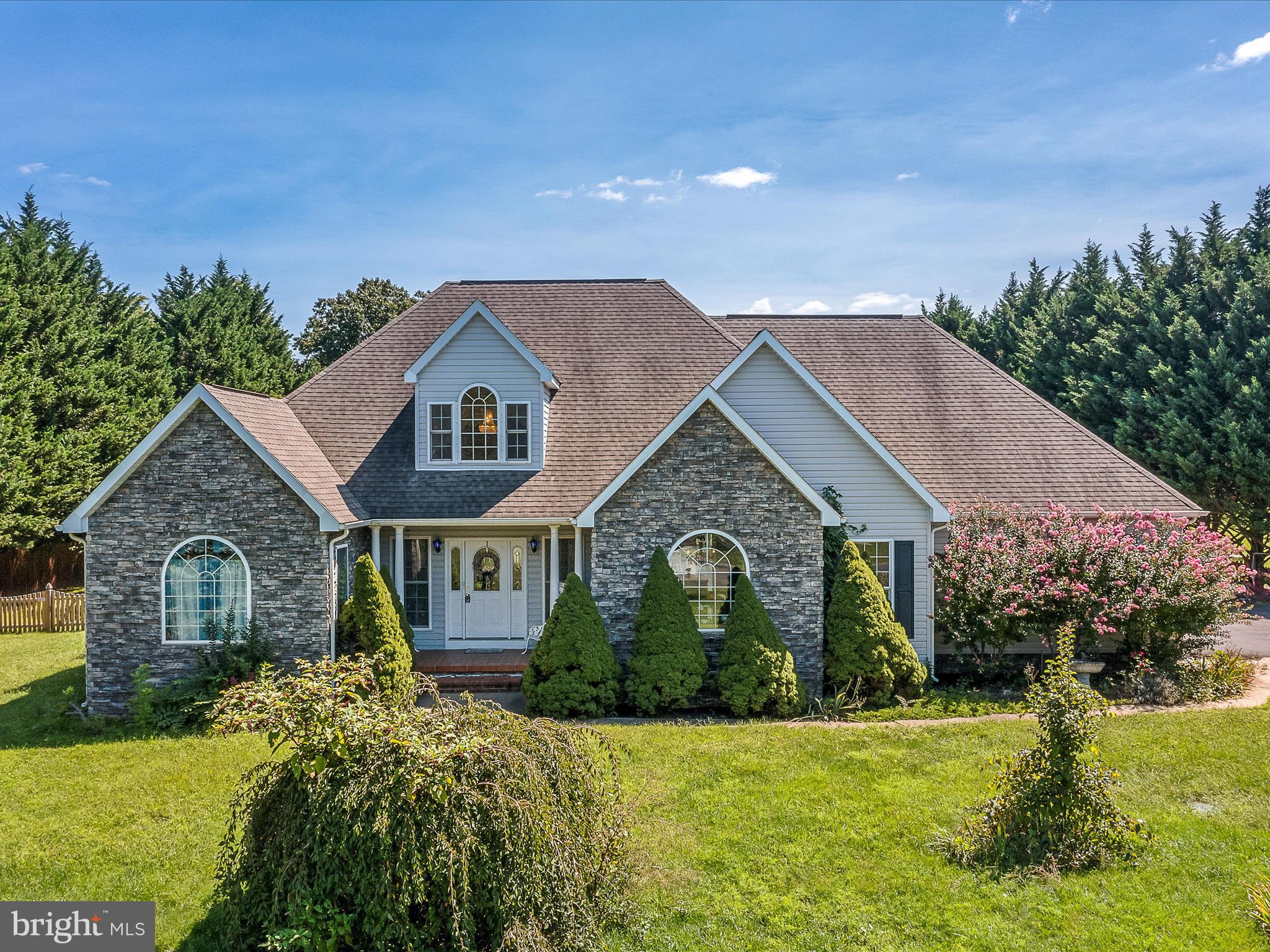 THE CORNERS AT ARDEN - Residential