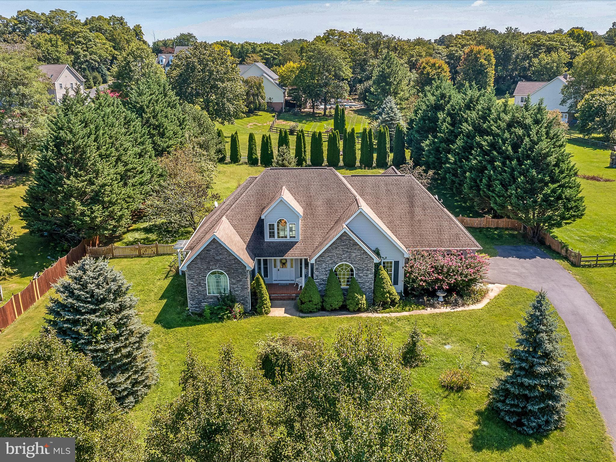 THE CORNERS AT ARDEN - Residential