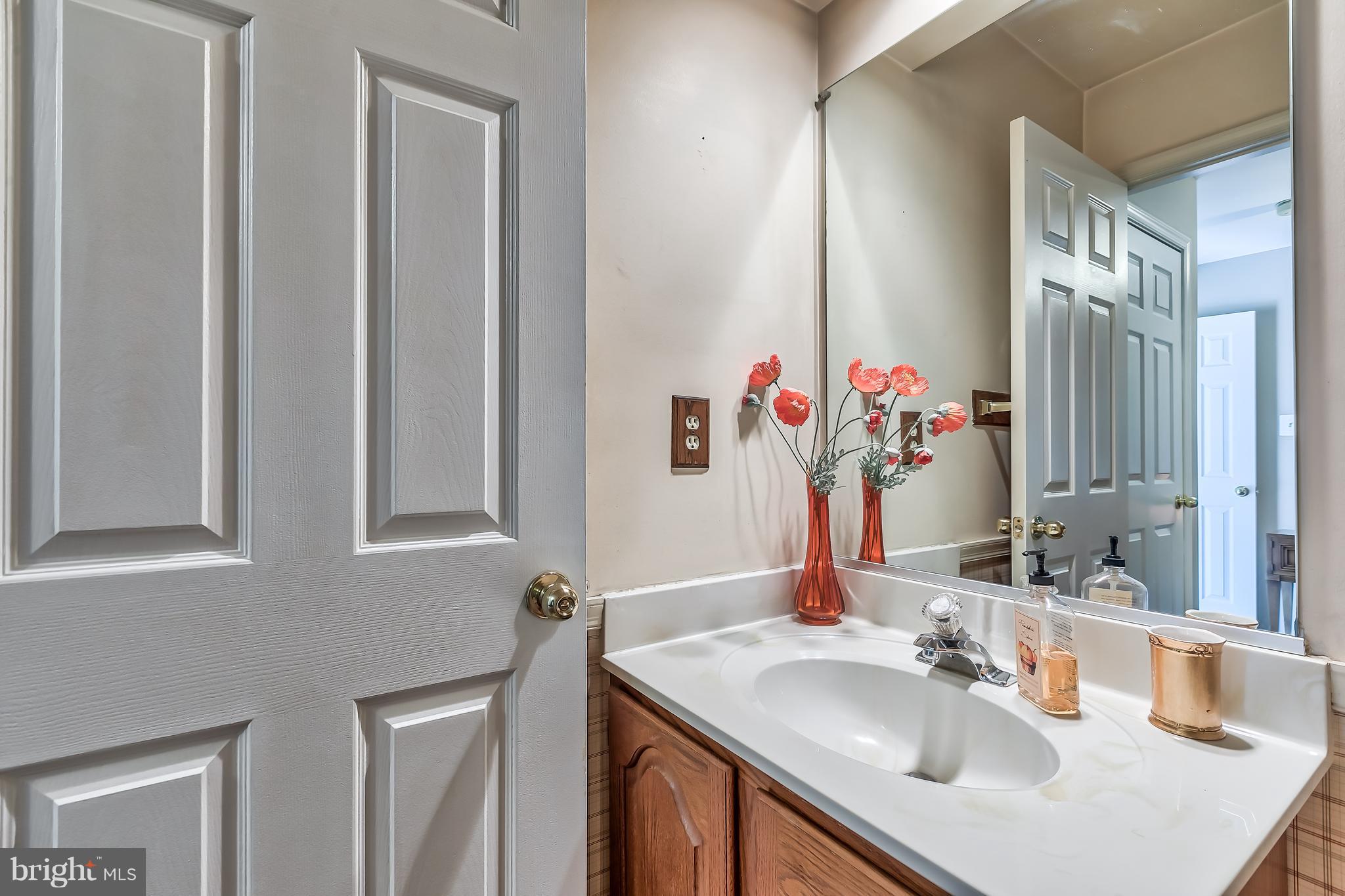 COLLEGE HILLS - Residential