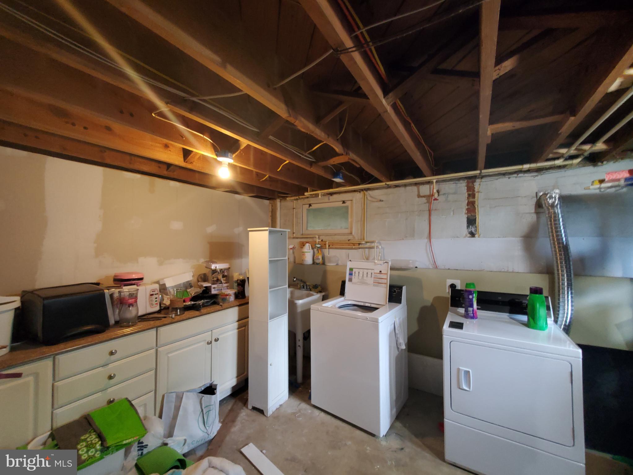 SPRINGFIELD - Residential Lease