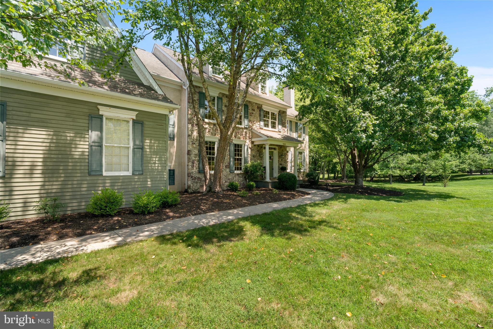 1145 PENLLYN BLUE BELL PIKE