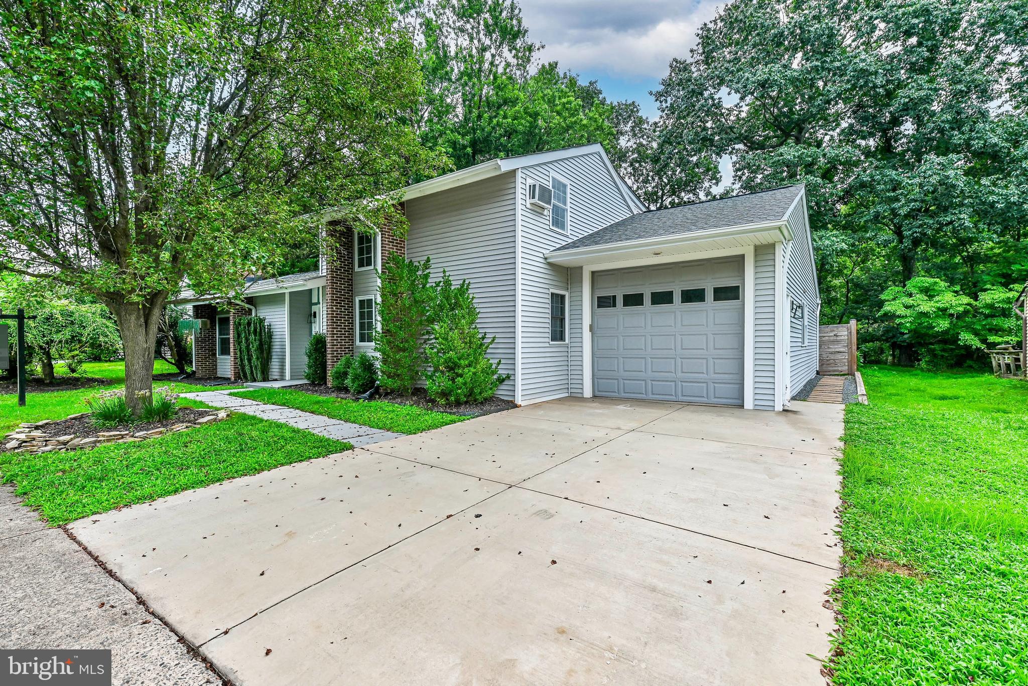 SUGARLAND RUN - Residential