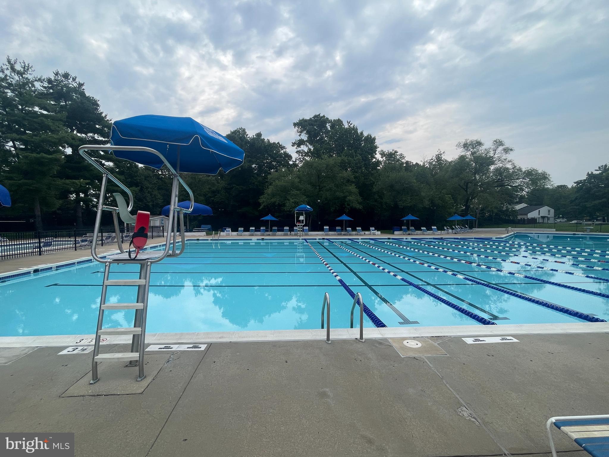 SUGARLAND RUN - Residential