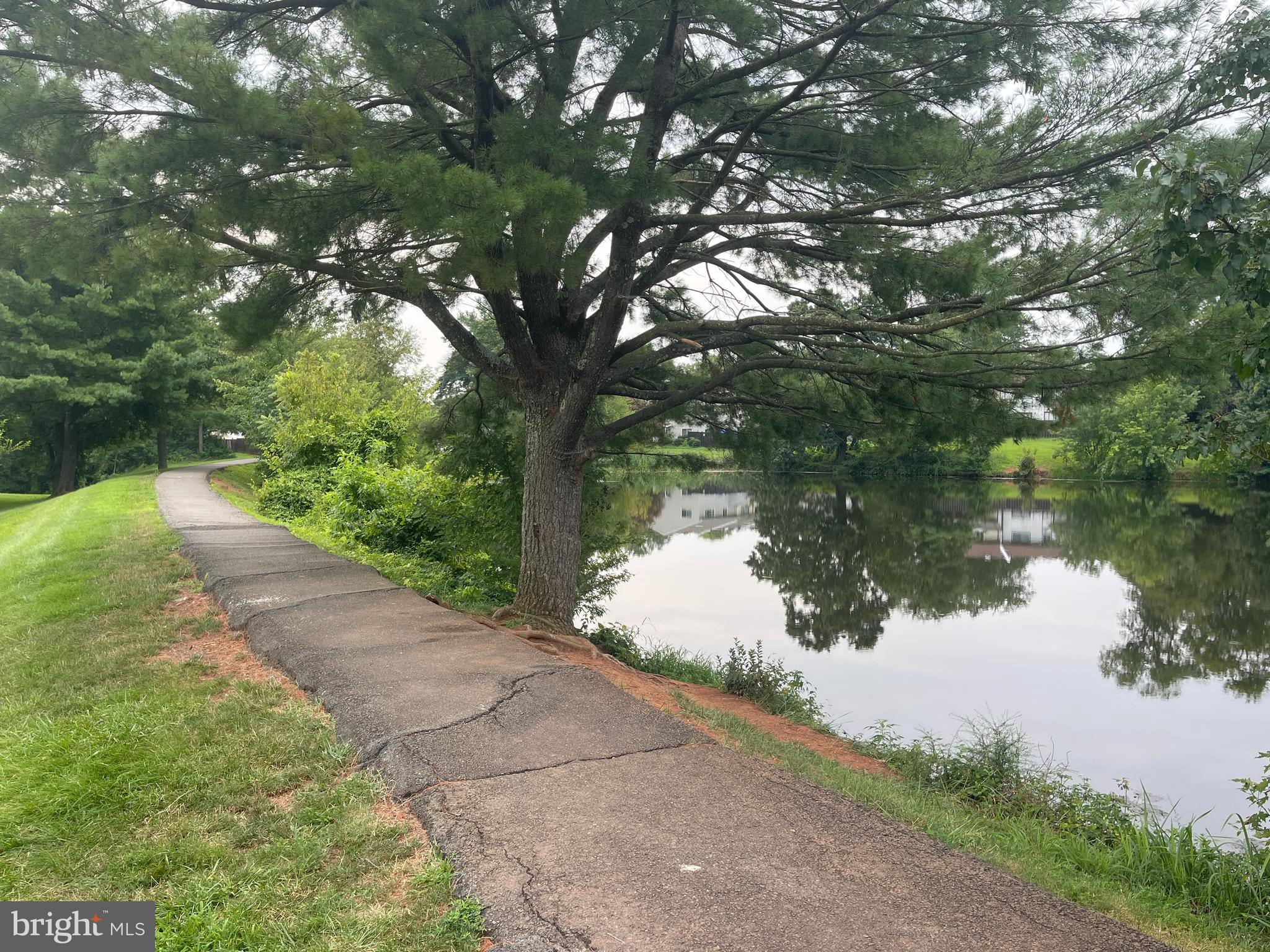 SUGARLAND RUN - Residential