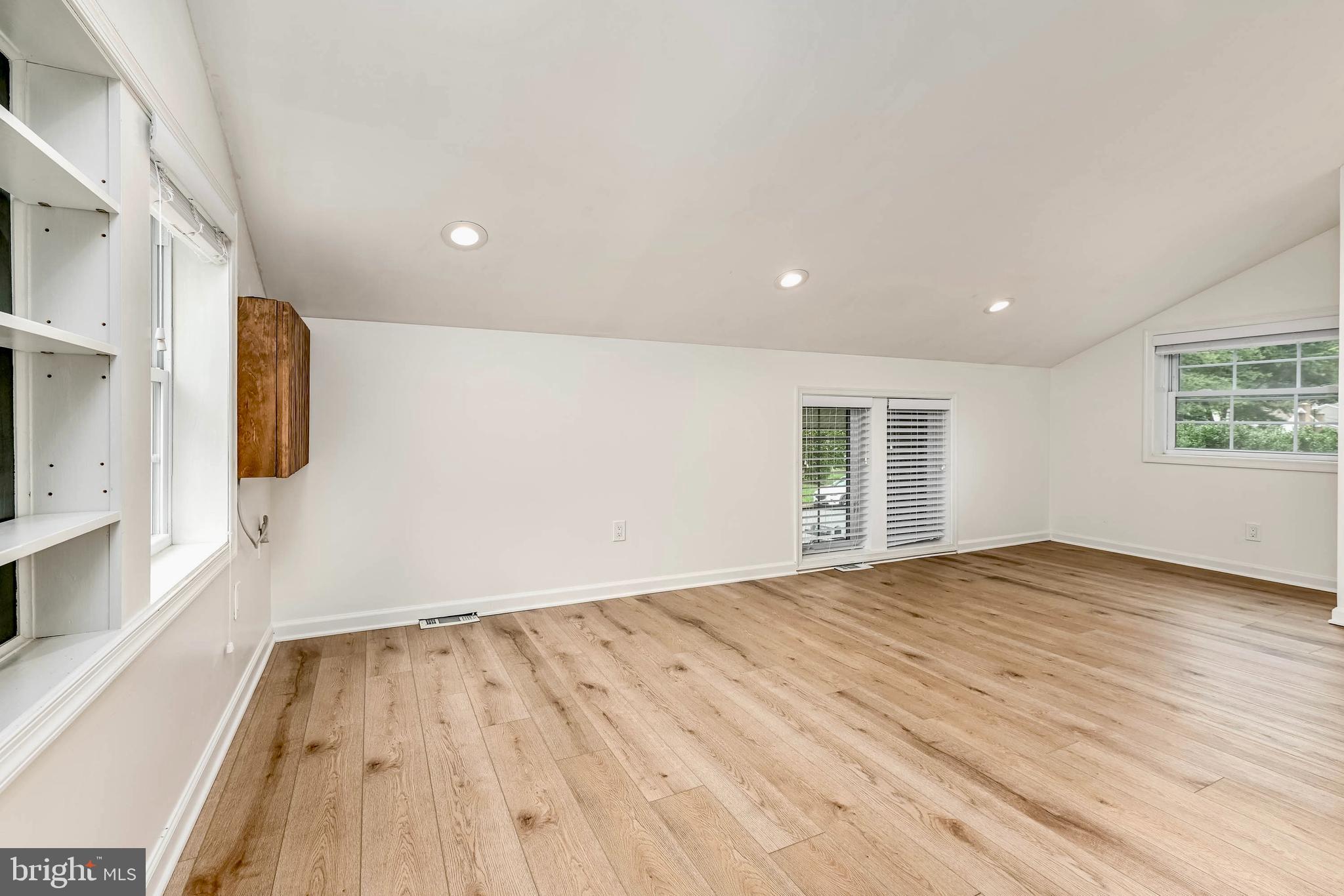 SUGARLAND RUN - Residential