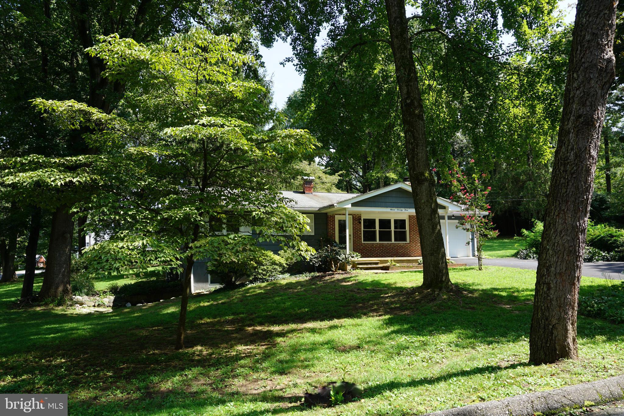 RUBERT MANOR - Residential