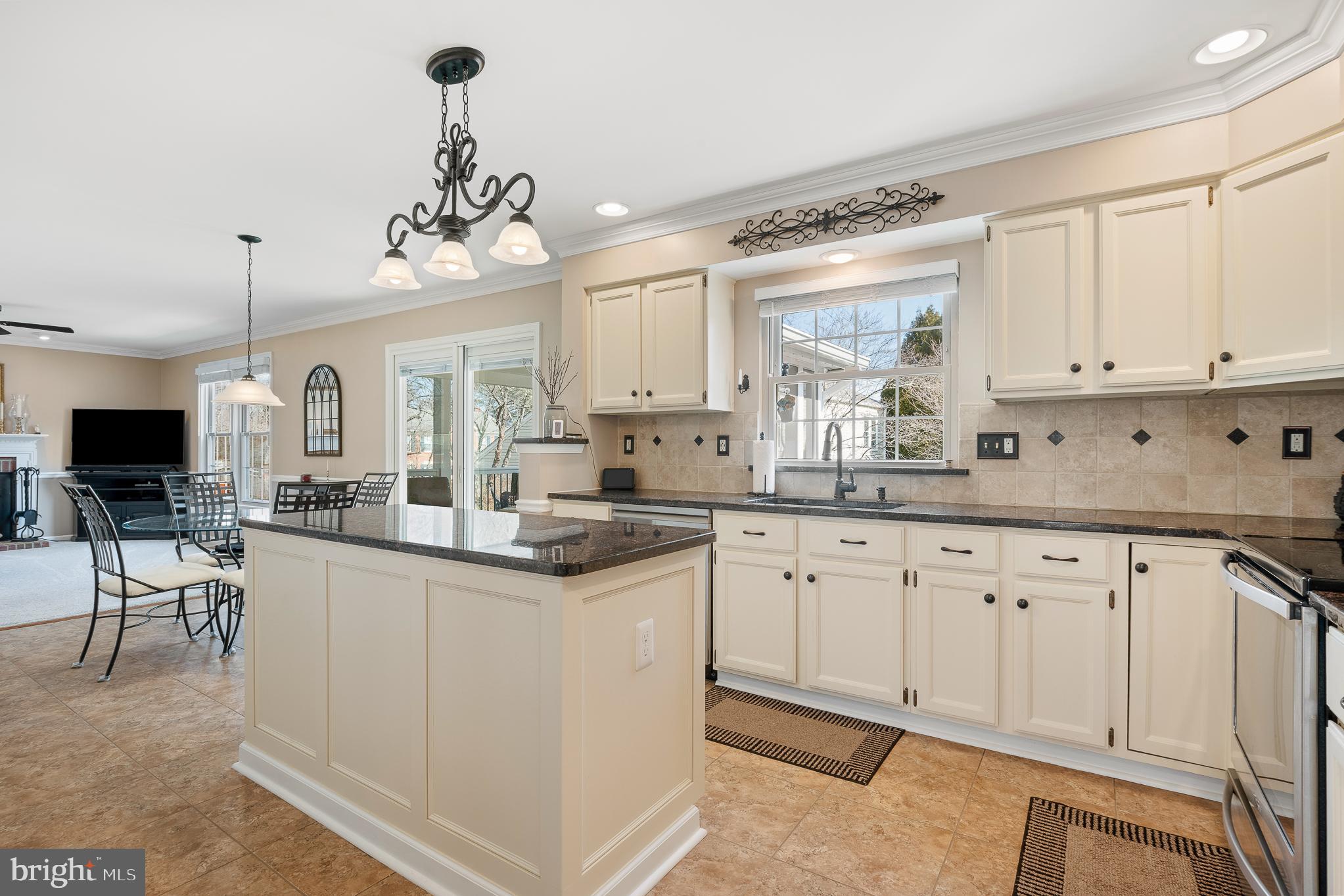 EAGLEHEAD SUMMERFIELD - Residential