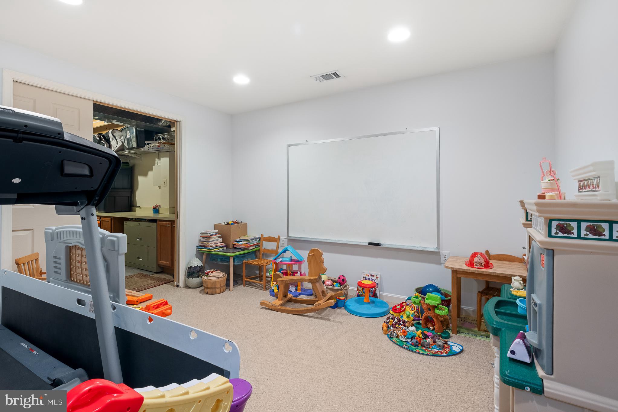 EAGLEHEAD SUMMERFIELD - Residential