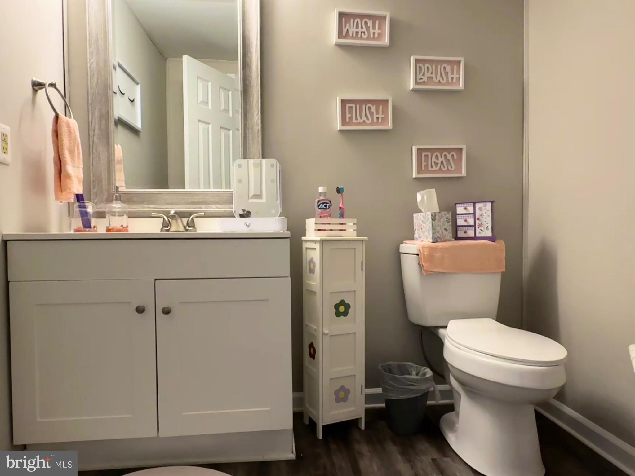 SYCAMORE VILLAGE - Residential