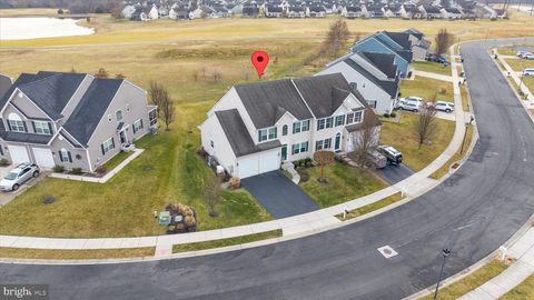 Homes For Sale - 220 Avonbridge Drive<br/> TOWNSEND, DE 19734