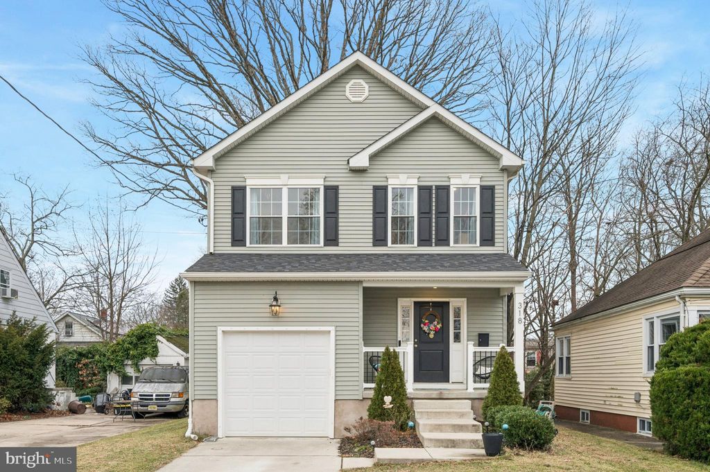 Photo of 318 Walnut Avenue, OAKLYN, NJ 08107 (MLS # NJCD2108490)