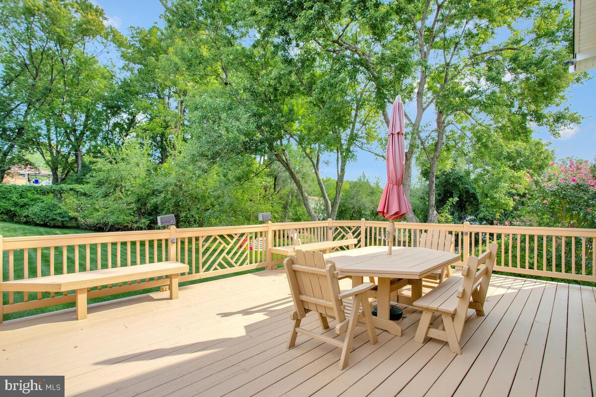 PINE ORCHARD MEADOWS - Residential