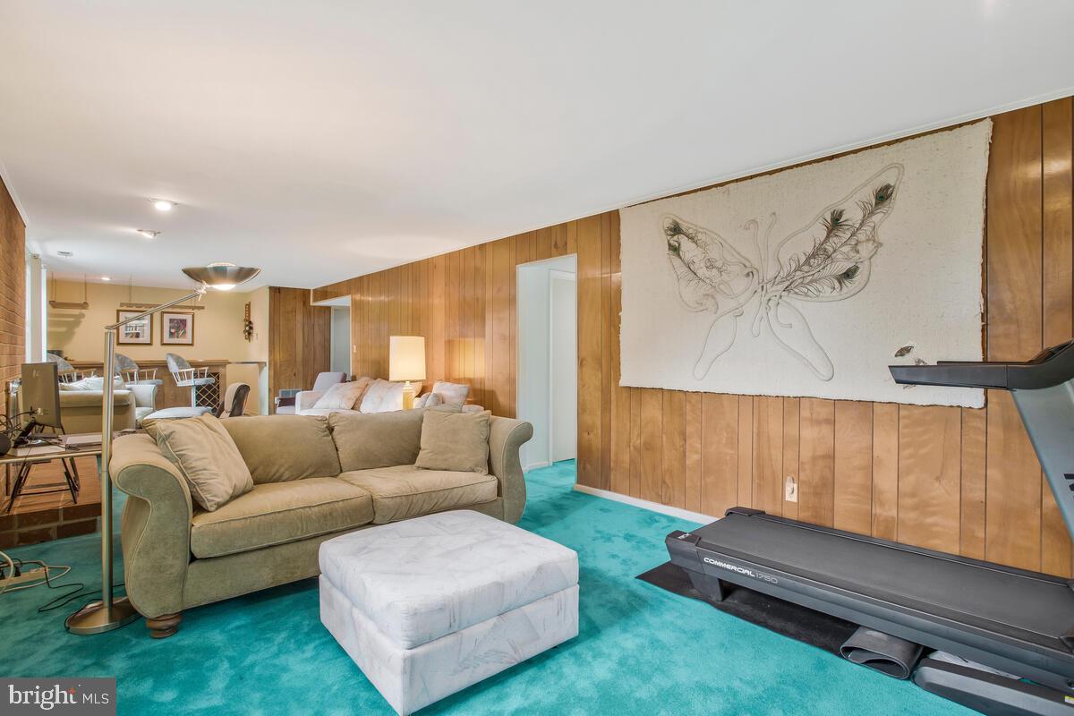 PINE ORCHARD MEADOWS - Residential