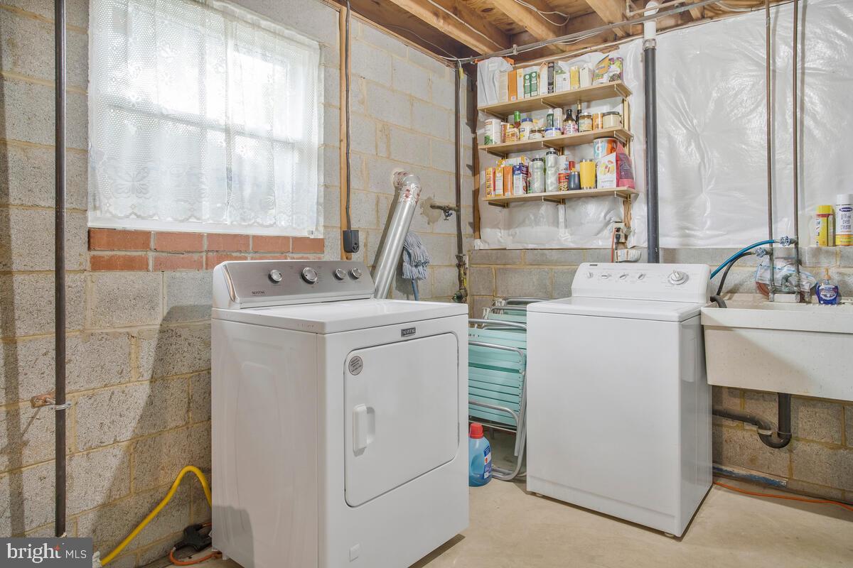 PINE ORCHARD MEADOWS - Residential