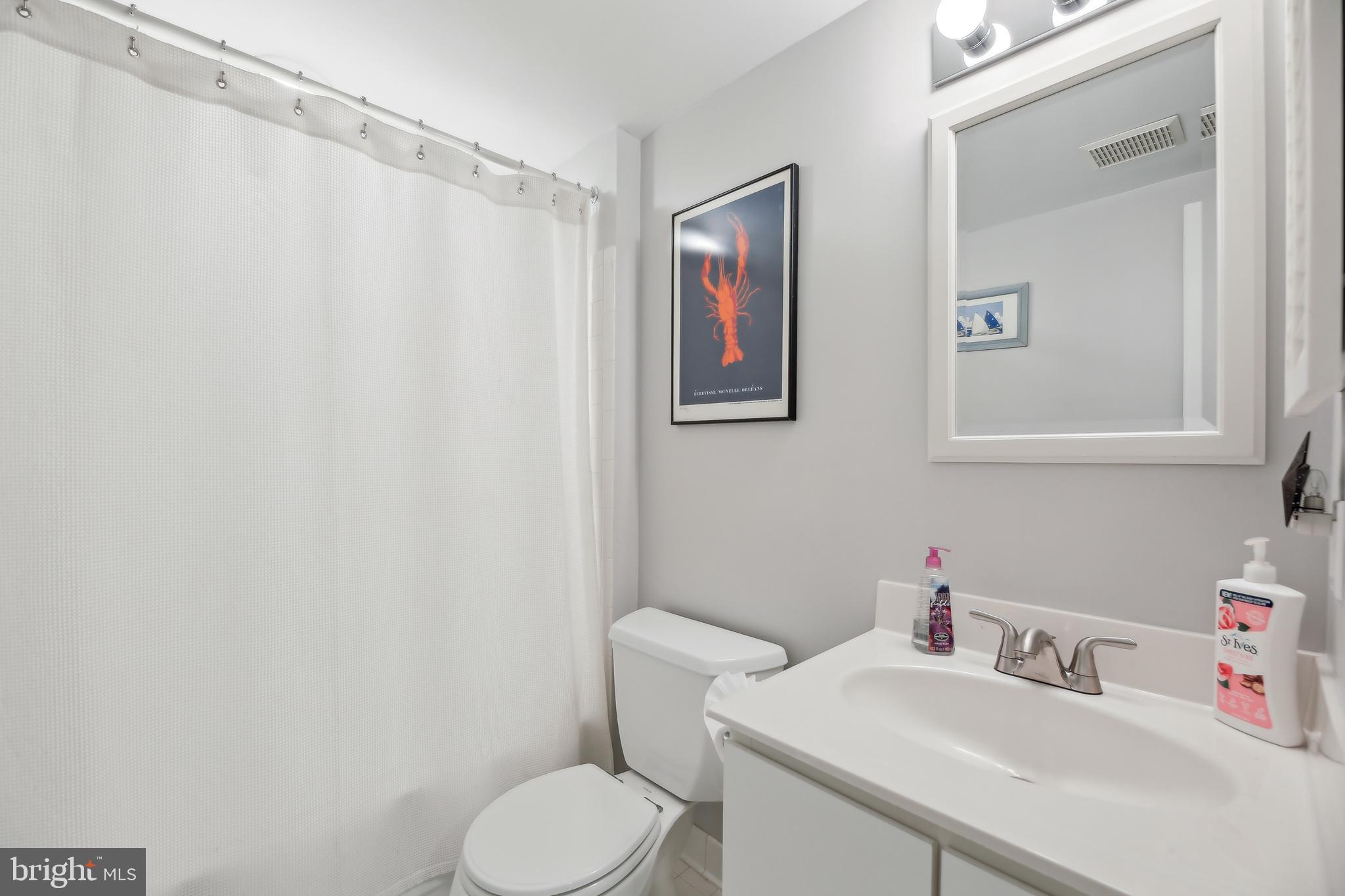 STAPLETON COURT GARDEN - Residential