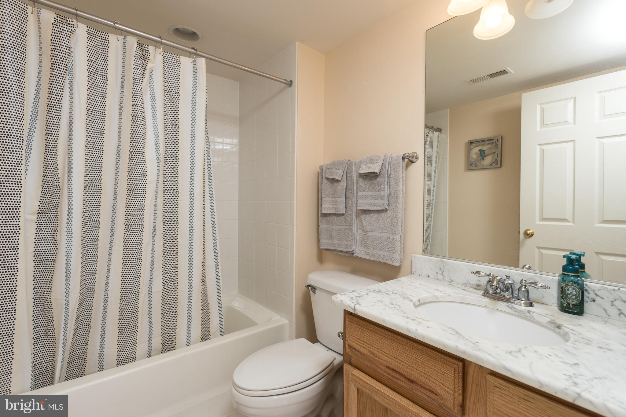 ENCLAVE AT PERRY HALL - Residential