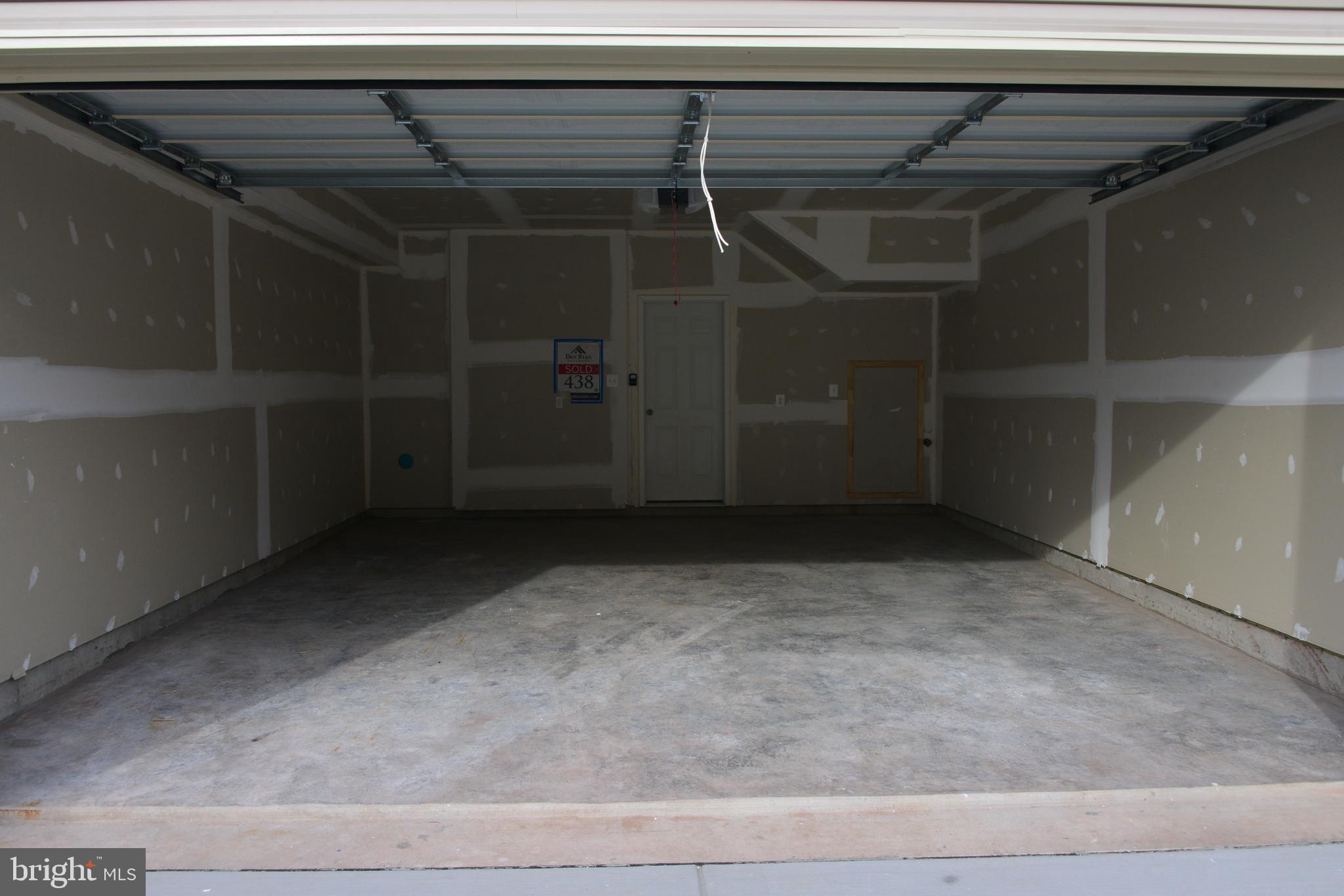 TUSCARORA CREEK - Residential Lease