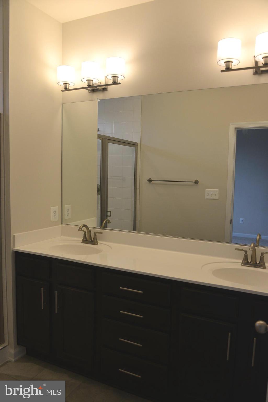 TUSCARORA CREEK - Residential Lease