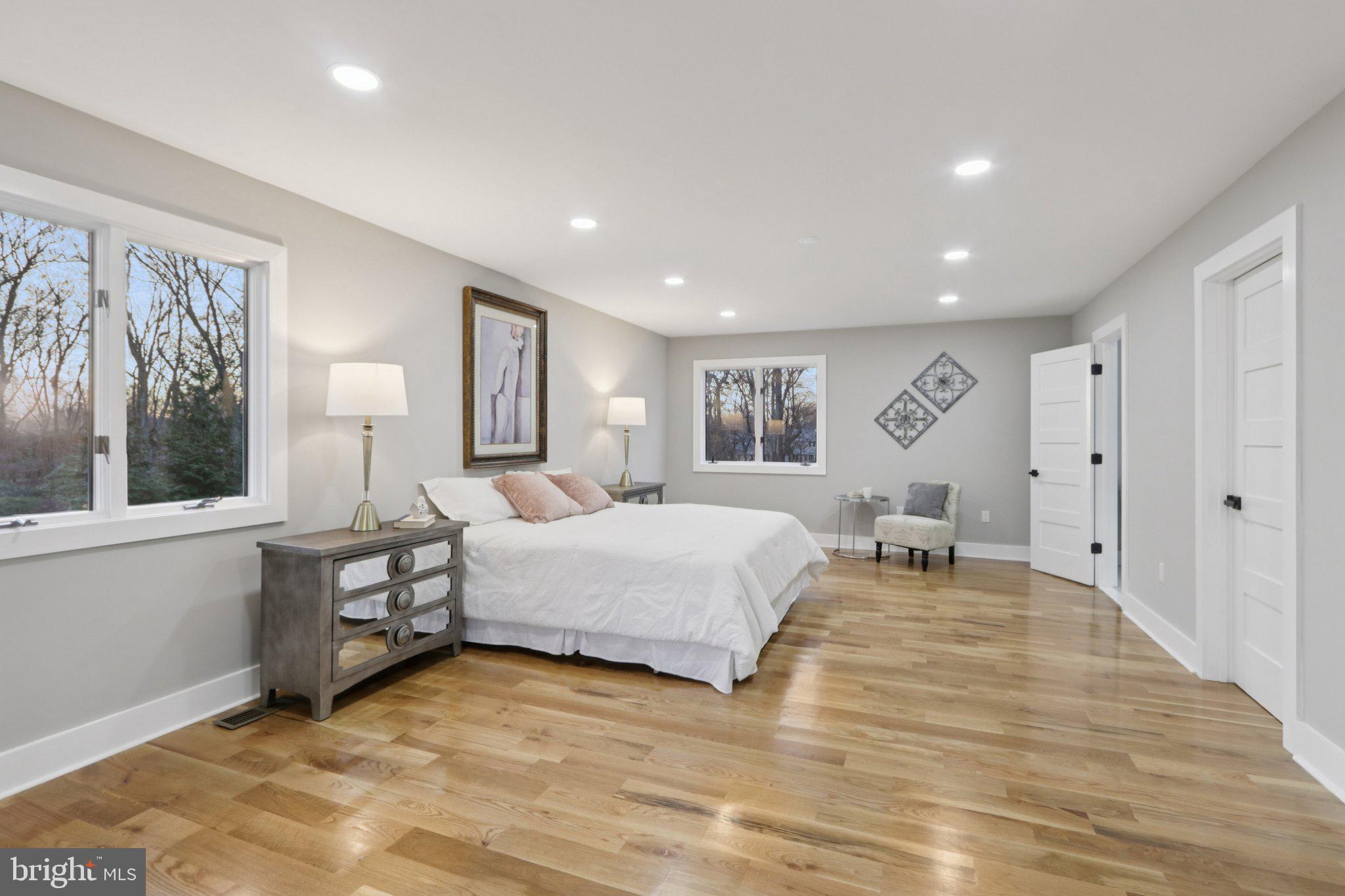 MAKEFIELD RIDGE - Residential