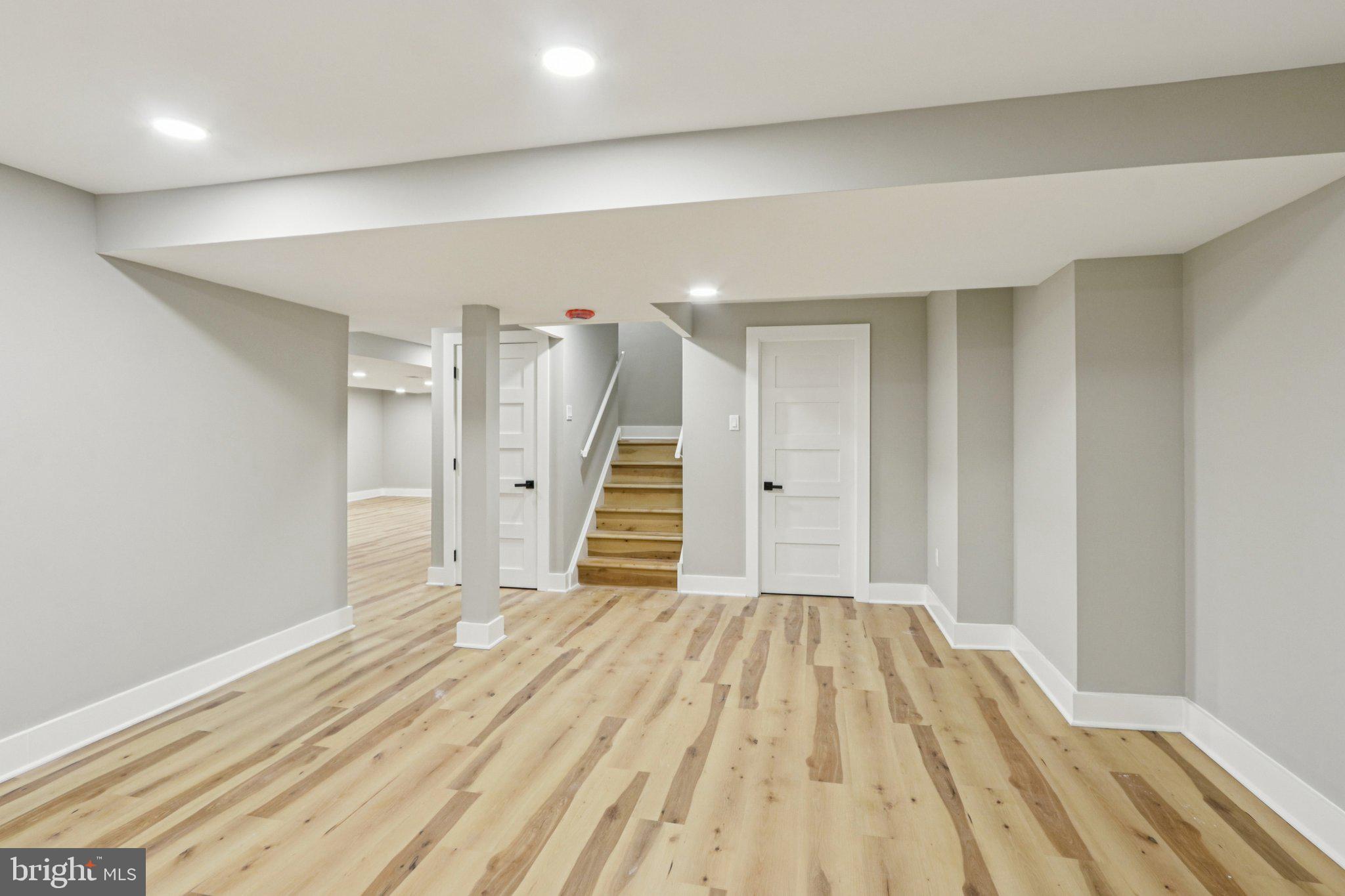 MAKEFIELD RIDGE - Residential