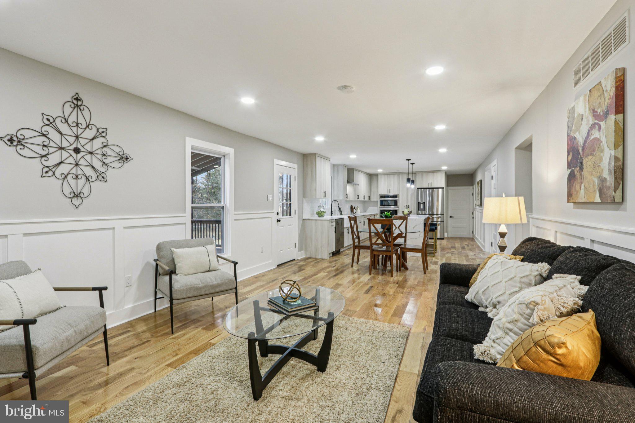 MAKEFIELD RIDGE - Residential