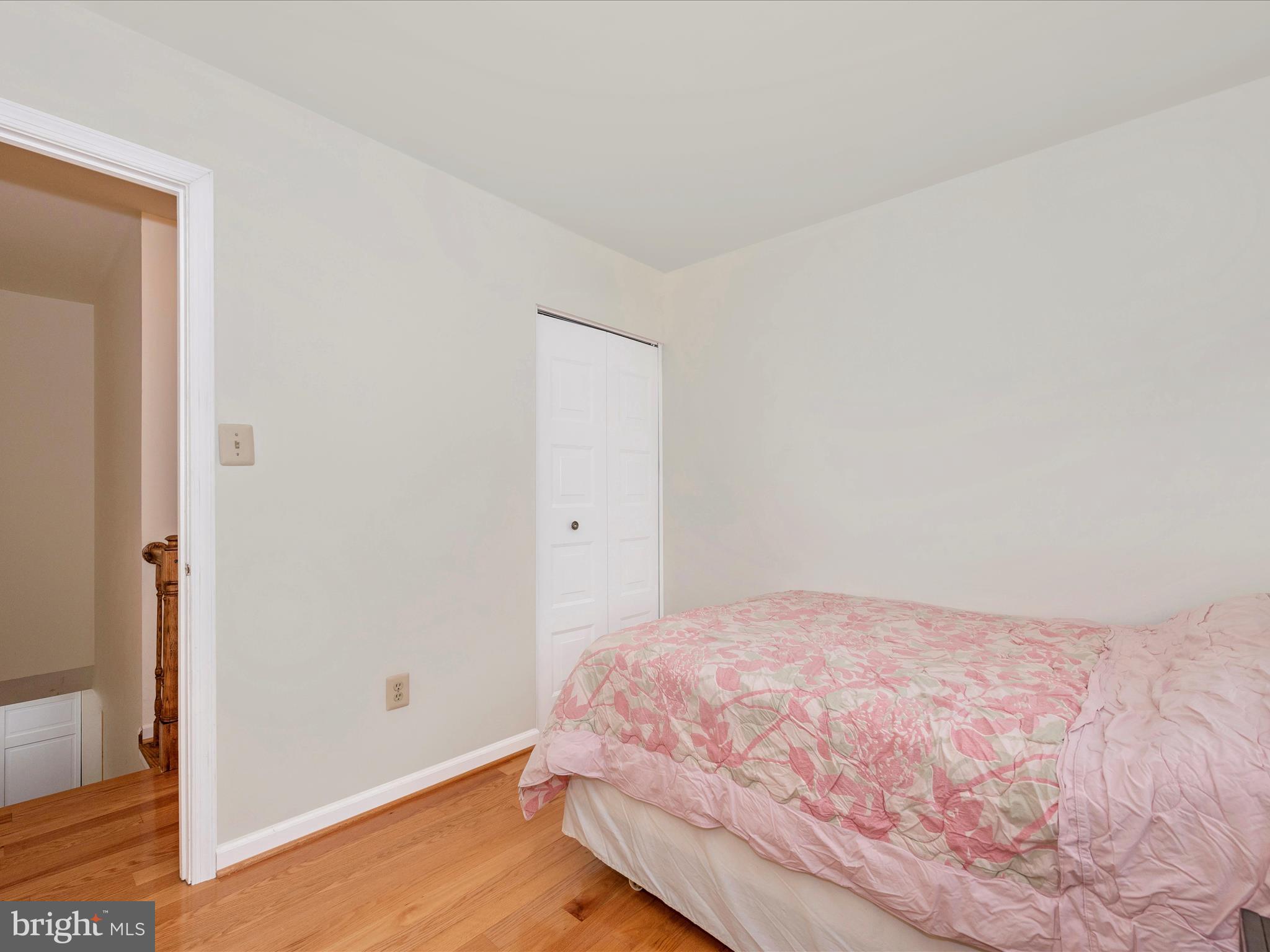 DERWOOD STATION - Residential