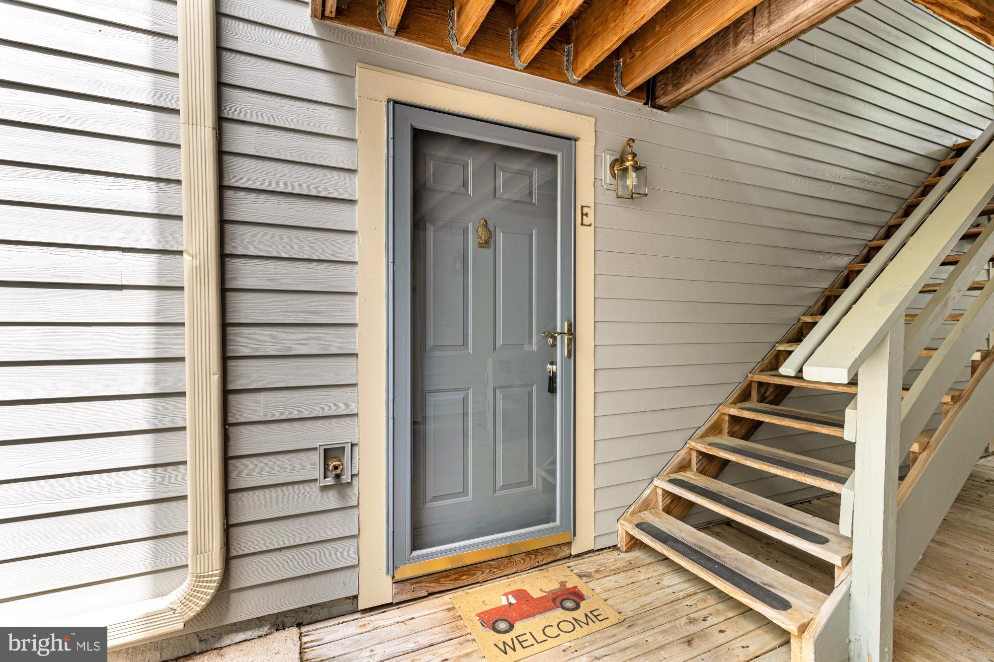2225 LOVEDALE LANE 303A