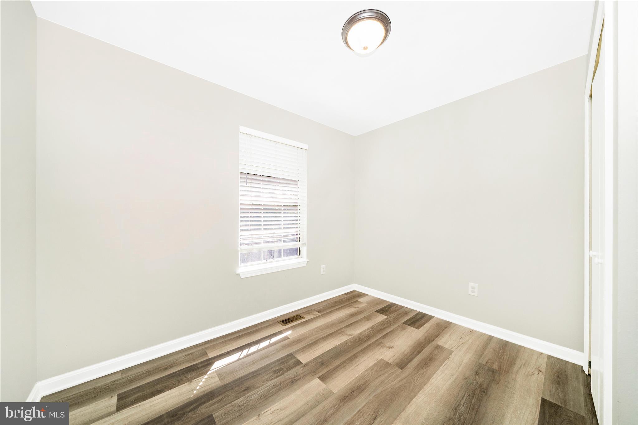 FORESTVILLE PARK - Residential