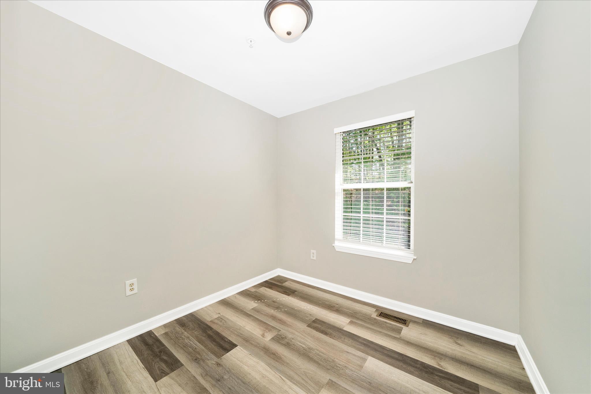 FORESTVILLE PARK - Residential