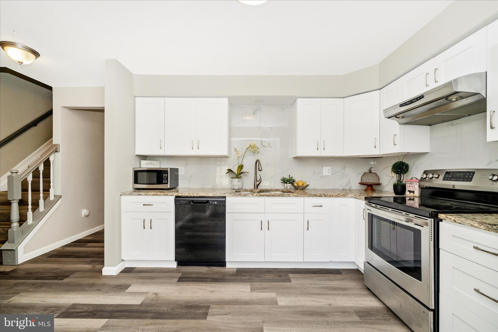 FORESTVILLE PARK - Residential