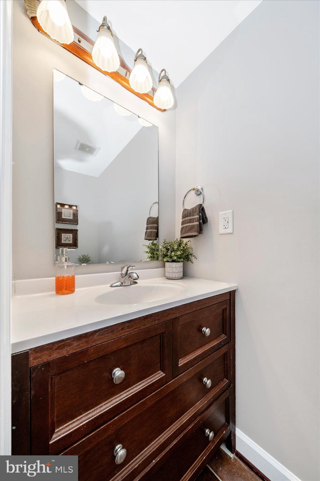 FORESTVILLE PARK - Residential