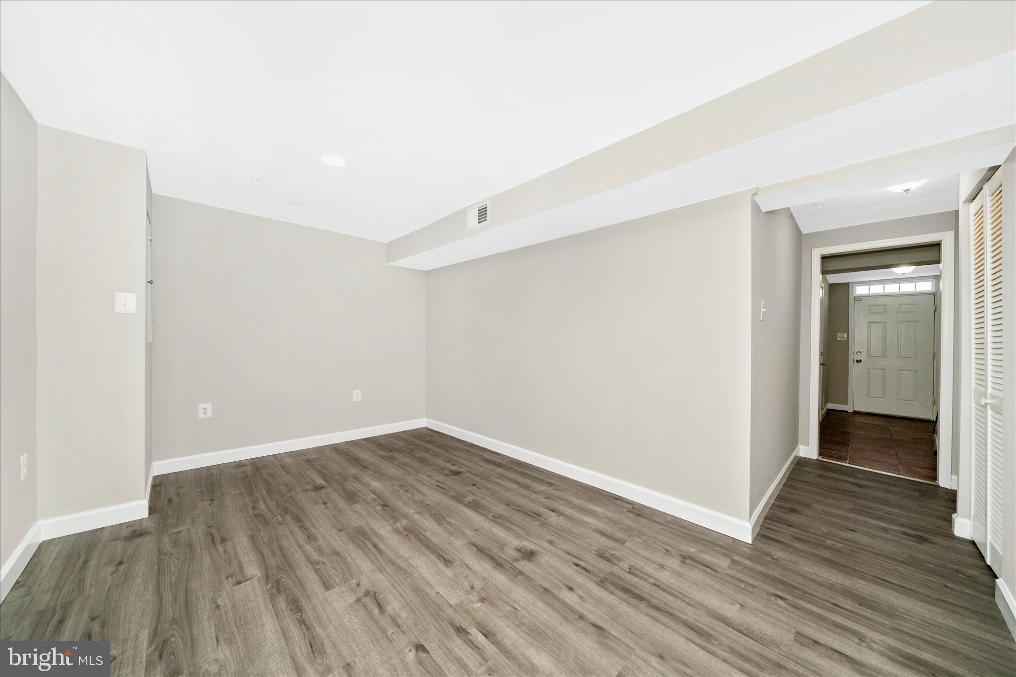 FORESTVILLE PARK - Residential