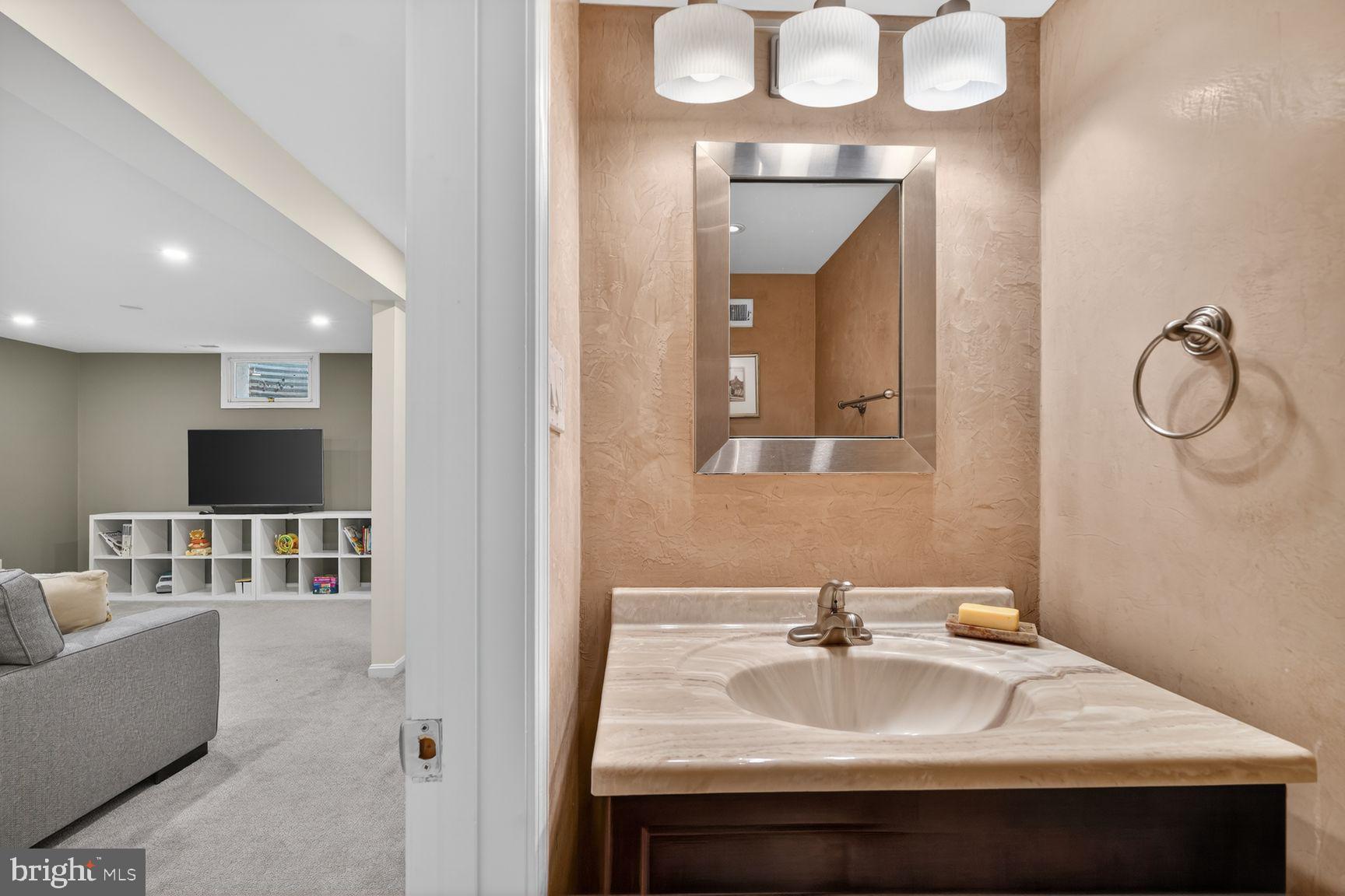 STONELEIGH - Residential
