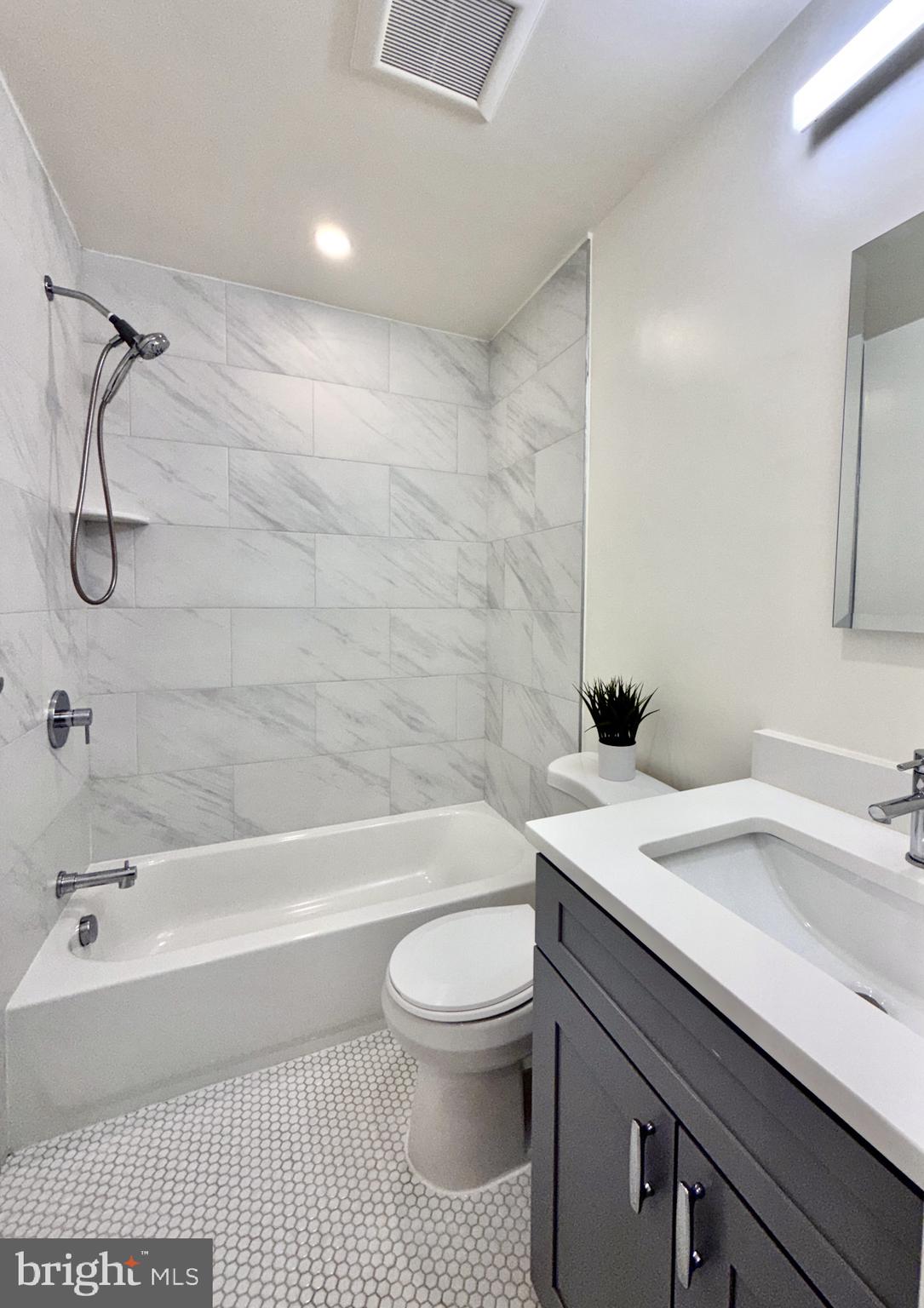 STONELEIGH - Residential