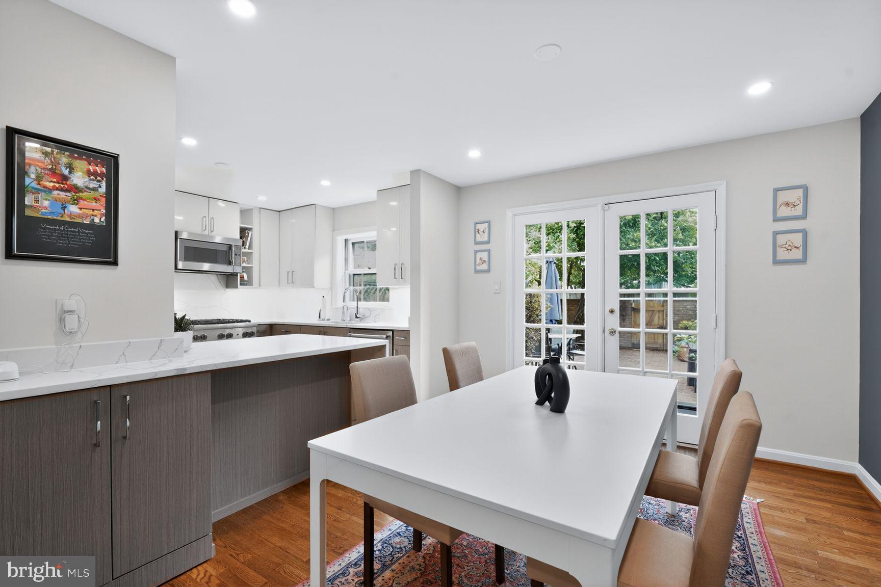 STONELEIGH - Residential