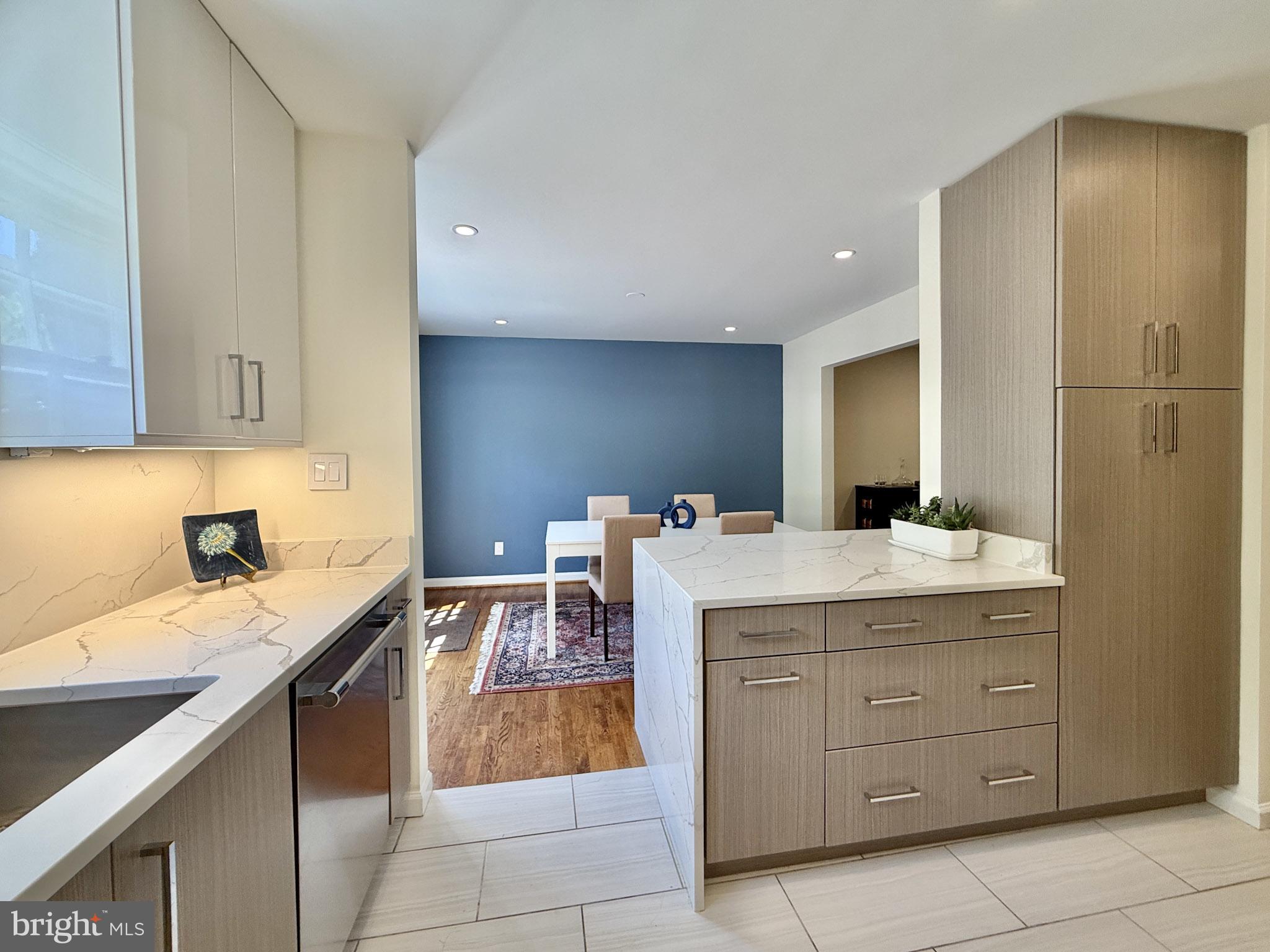 STONELEIGH - Residential