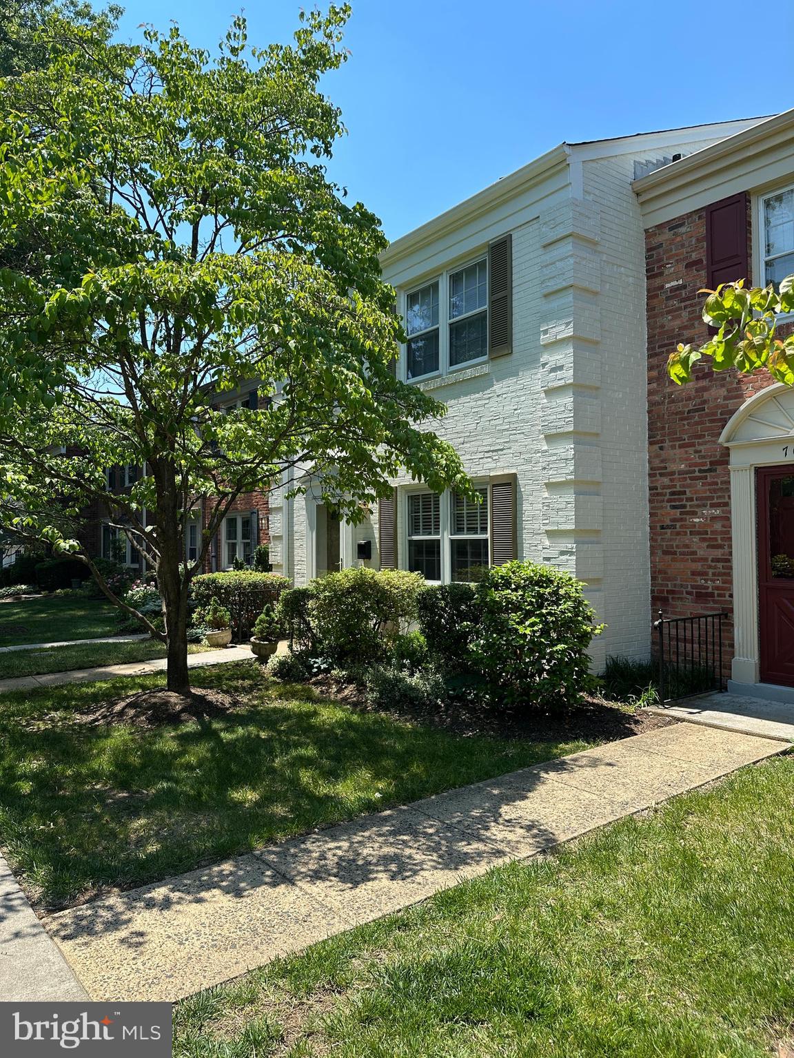 7024 ALICENT PLACE
