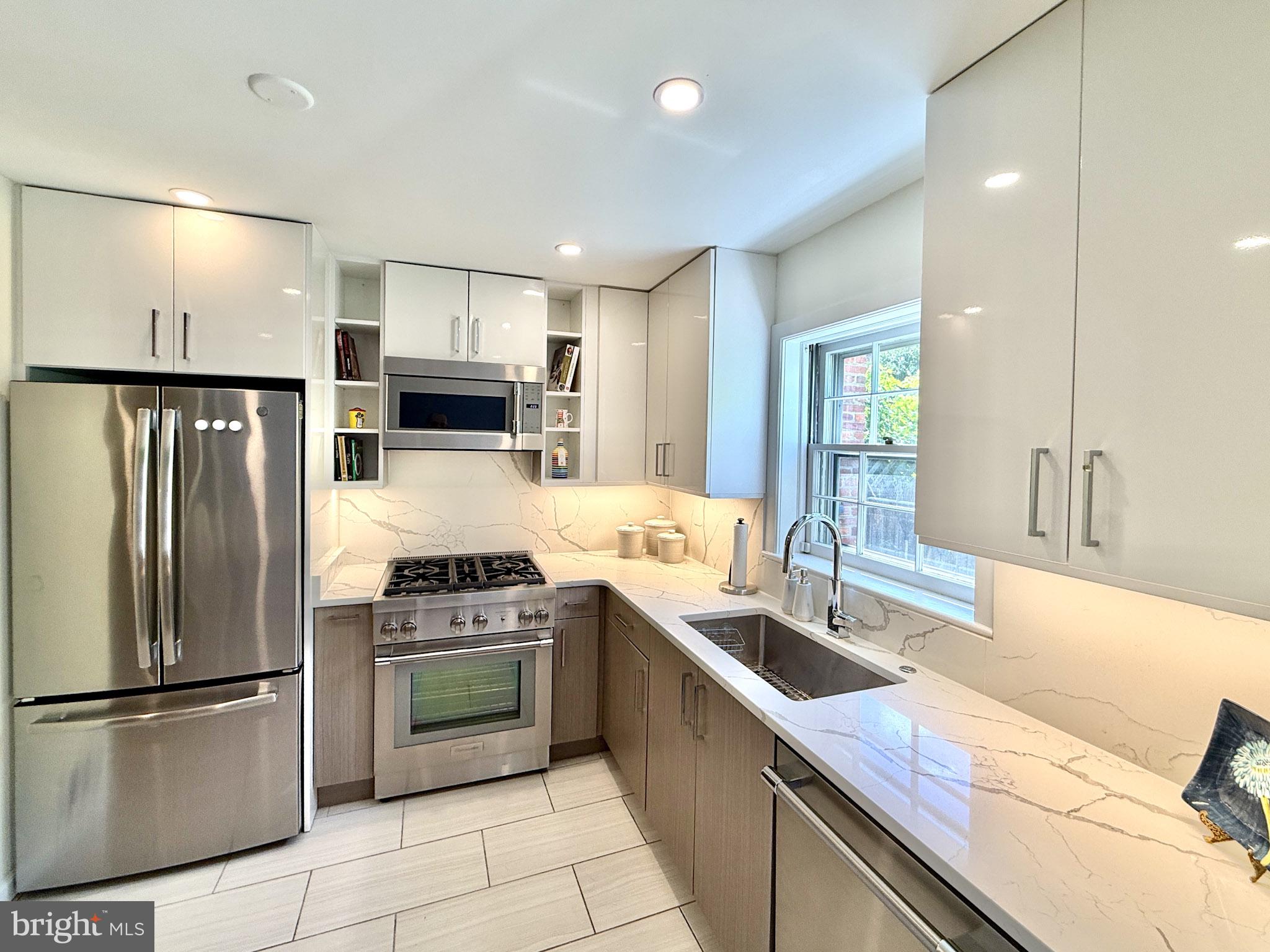 STONELEIGH - Residential