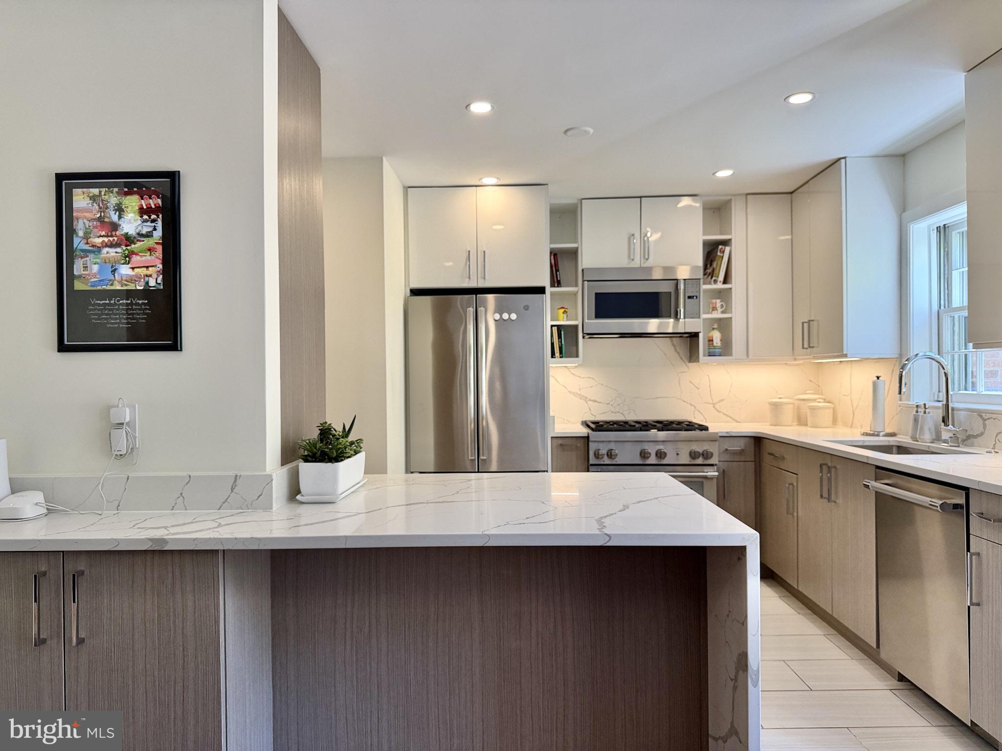STONELEIGH - Residential