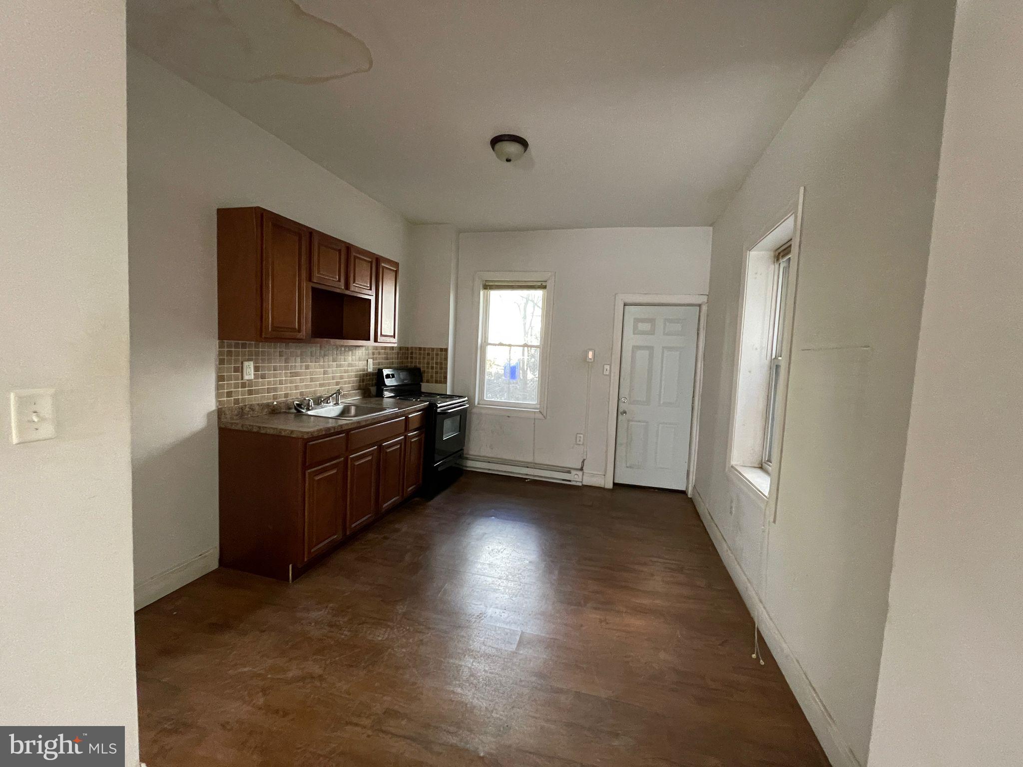 COBBS CREEK - Residential