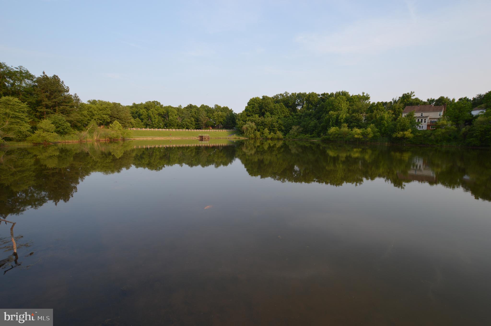 NORTHRIDGE - Residential