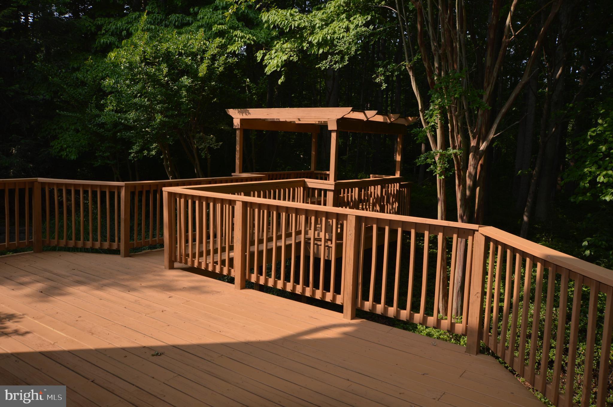 NORTHRIDGE - Residential