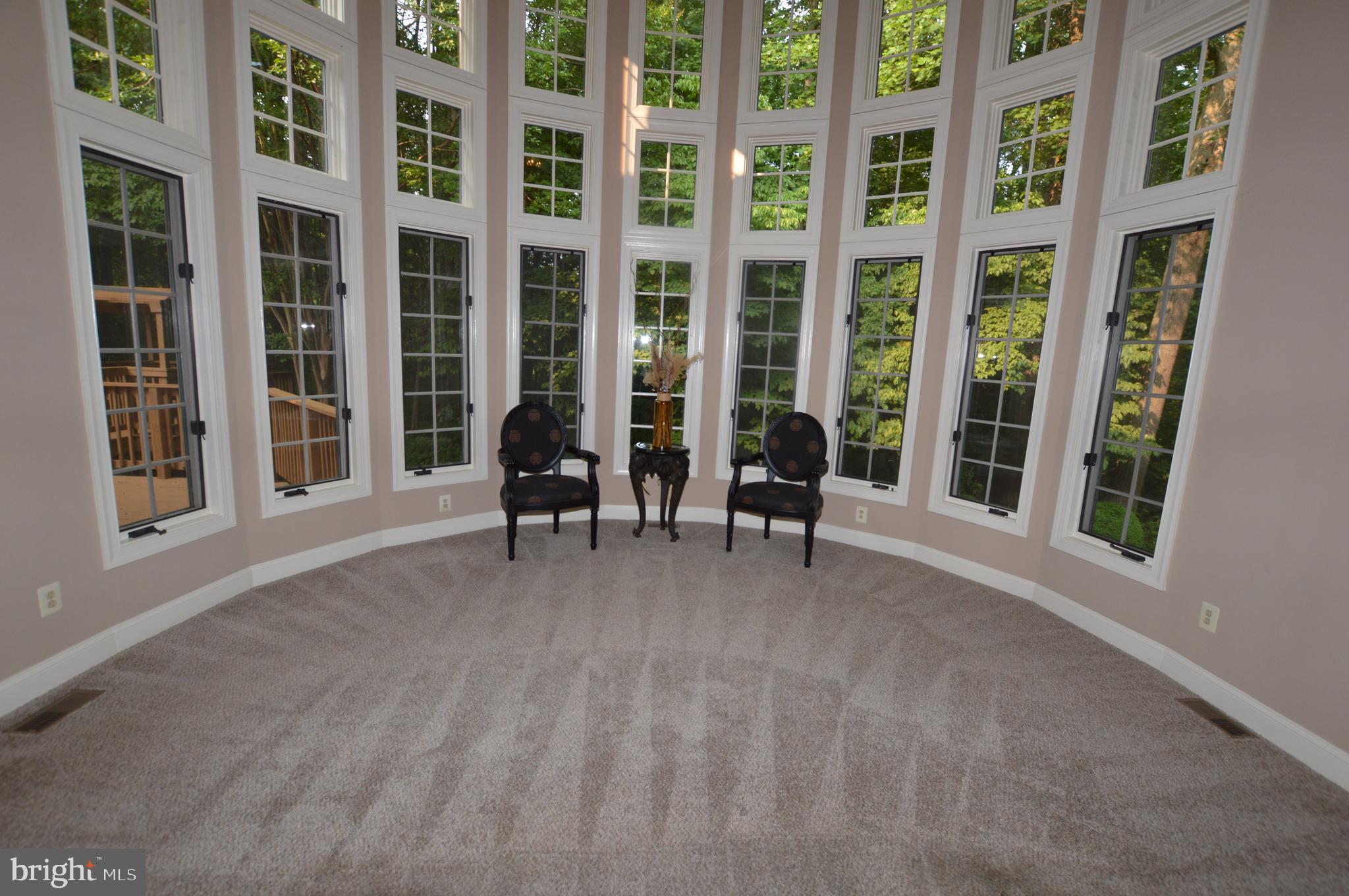 NORTHRIDGE - Residential