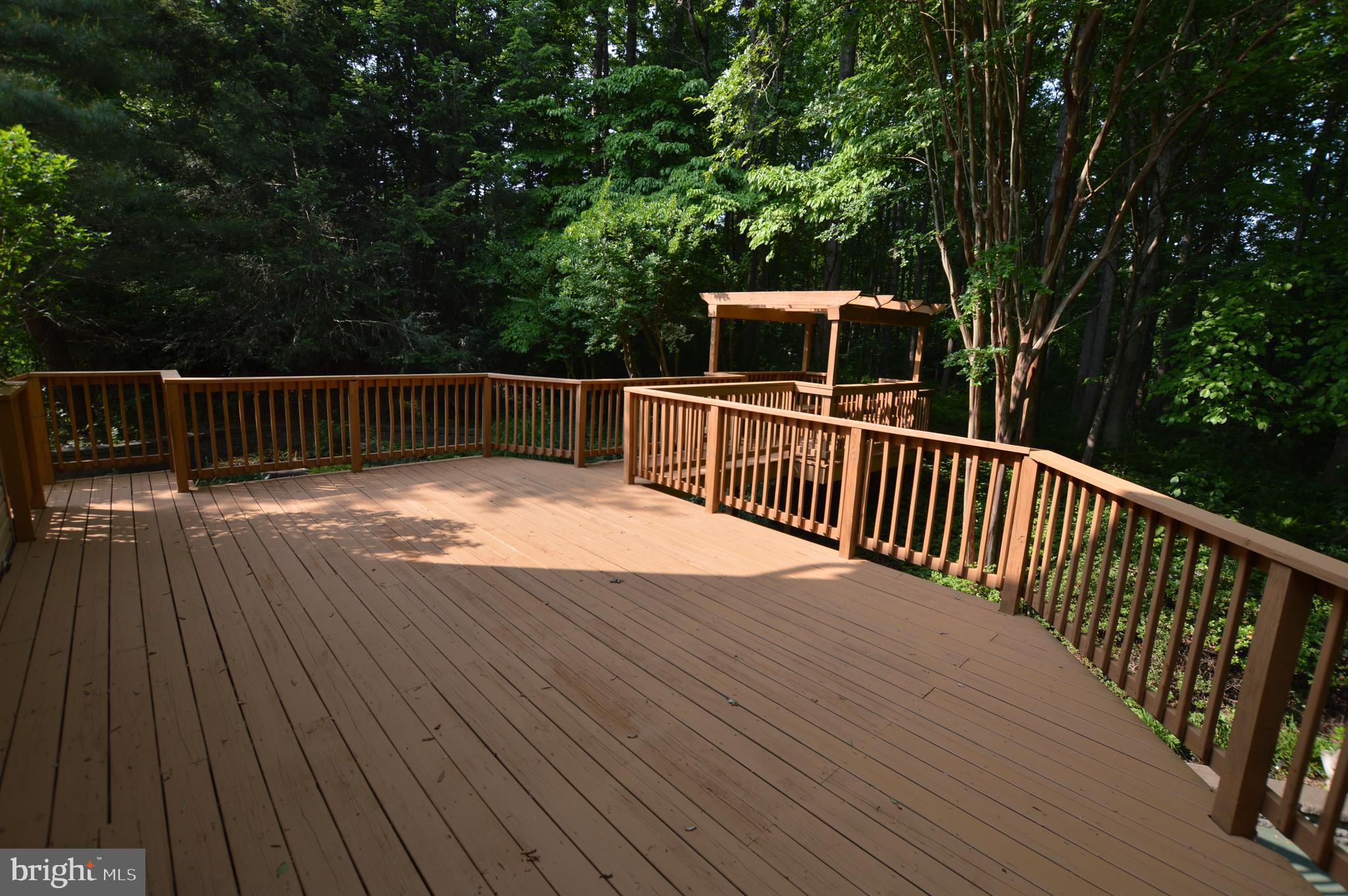 NORTHRIDGE - Residential