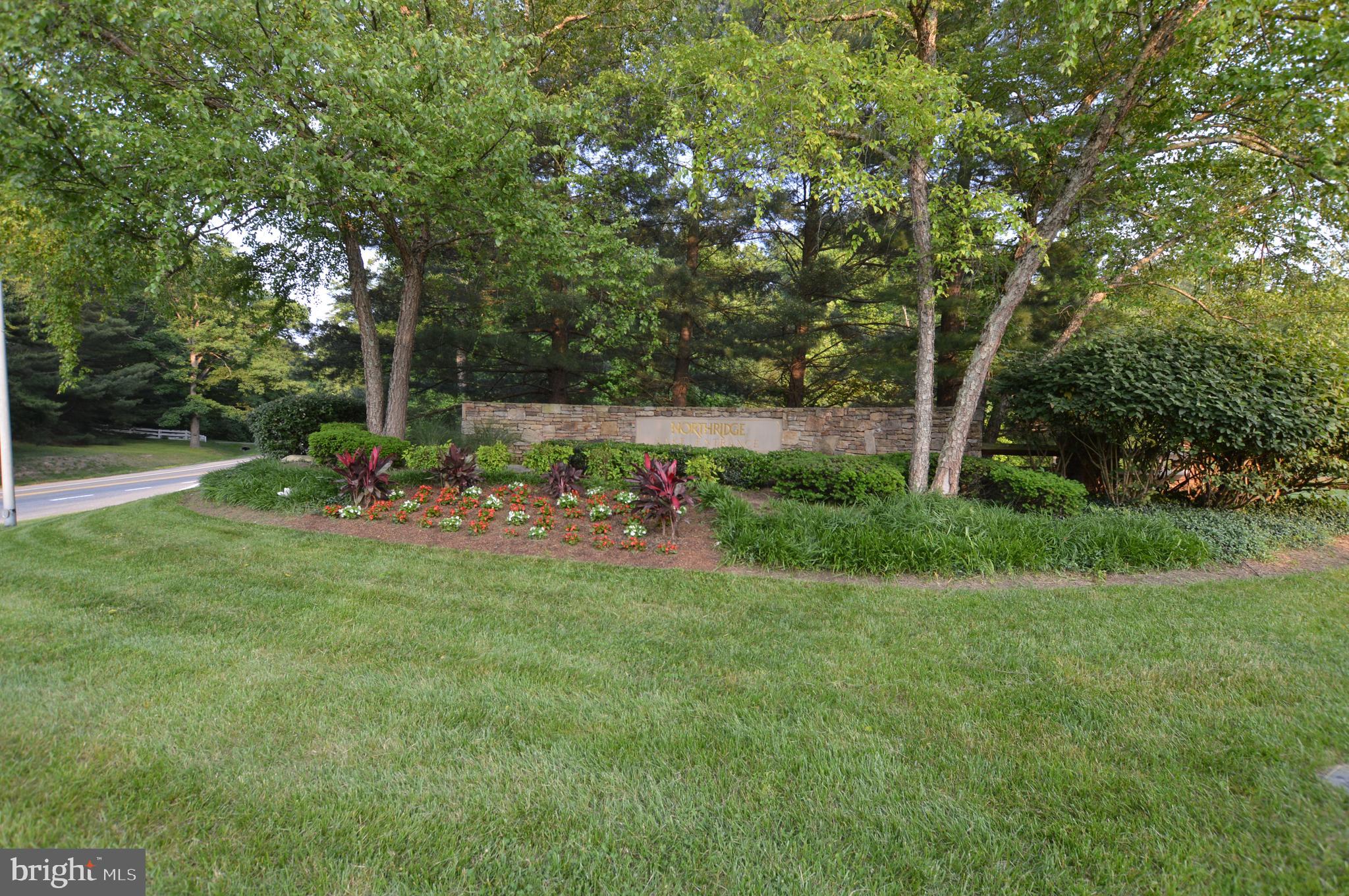 NORTHRIDGE - Residential