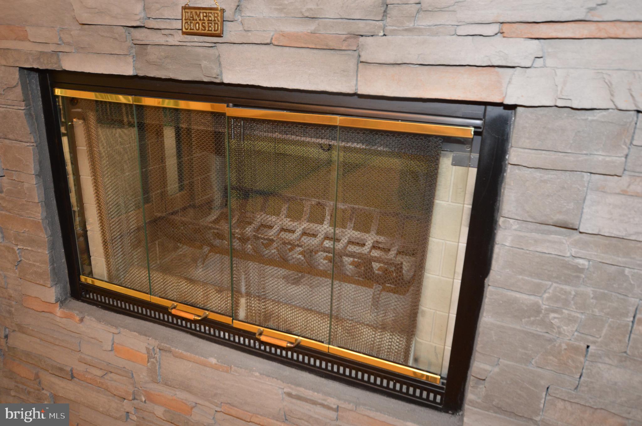 NORTHRIDGE - Residential