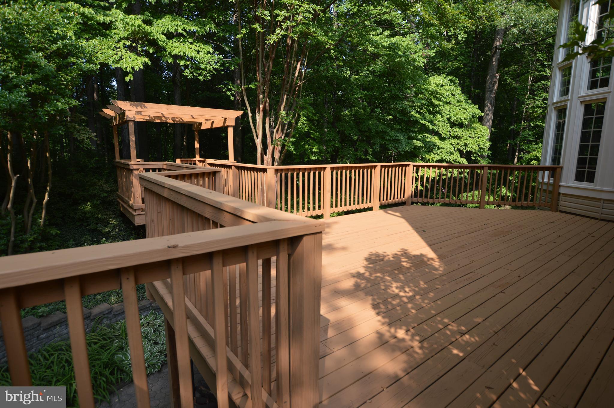 NORTHRIDGE - Residential